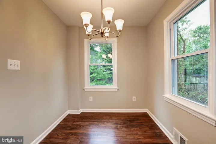 5929 Edgehill Ct, Alexandria, Virginia 22303