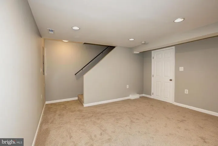 5929 Edgehill Ct, Alexandria, Virginia 22303