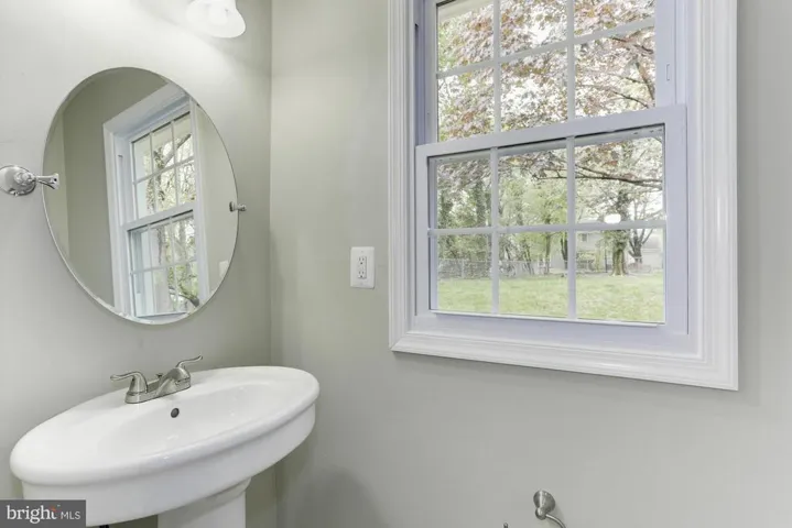 9309 Locksley Rd, Fort Washington, Maryland 20744