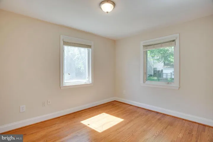 2321 Glendale Ter, Alexandria, Virginia 22303