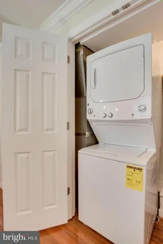 2321 Glendale Ter, Alexandria, Virginia 22303