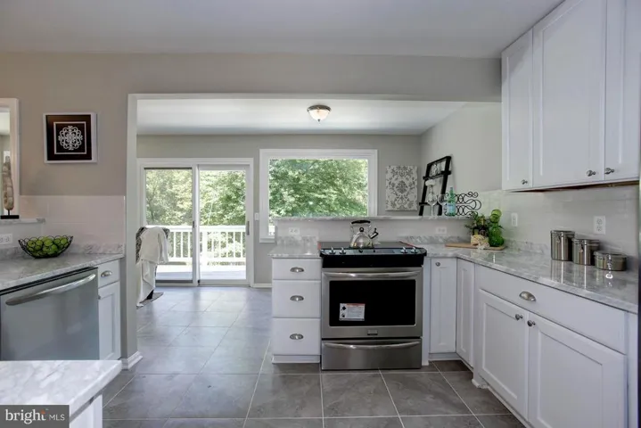 257 Lawyers Rd Nw, Vienna, Virginia 22180