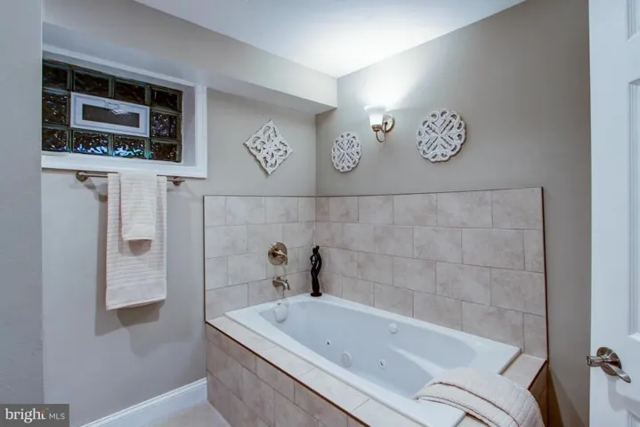 6332 Bren Mar Dr, Alexandria, Virginia 22312