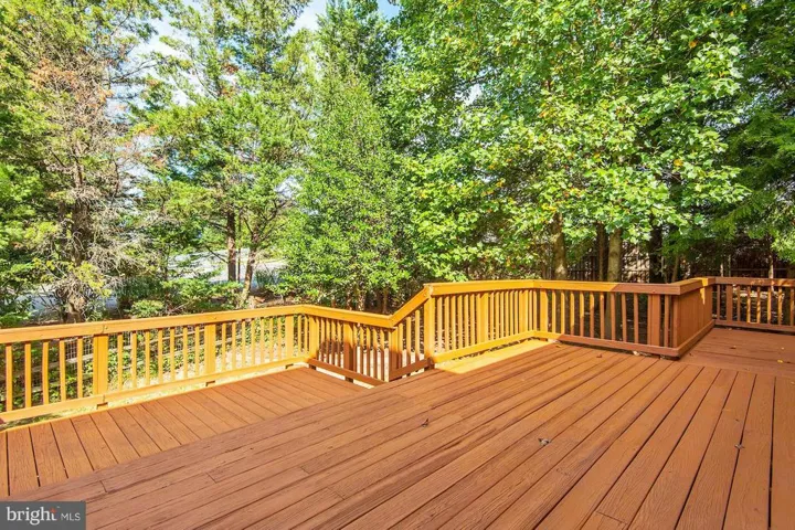 1219 Rowland Dr, Herndon, Virginia 20170