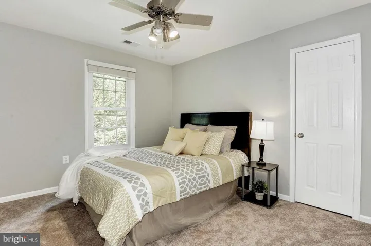 1219 Rowland Dr, Herndon, Virginia 20170