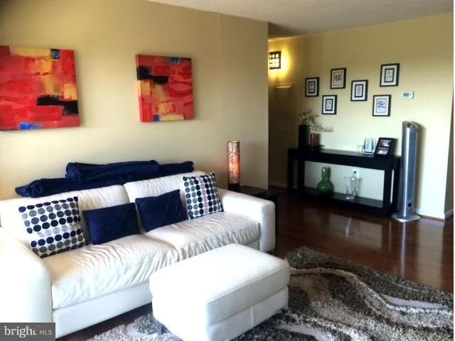 200 Pickett St #706, Alexandria, Virginia 22304