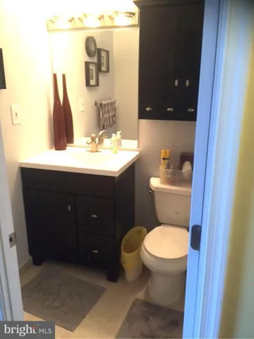 200 Pickett St #706, Alexandria, Virginia 22304
