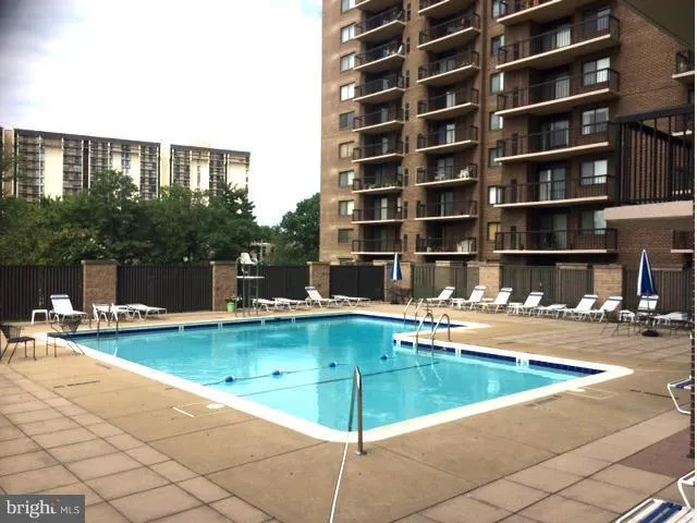 200 Pickett St #706, Alexandria, Virginia 22304