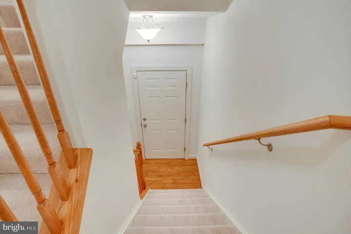5723 Callcott Way #m, Alexandria, Virginia 22312