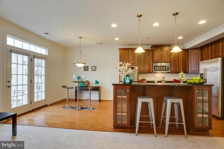 5723 Callcott Way #m, Alexandria, Virginia 22312