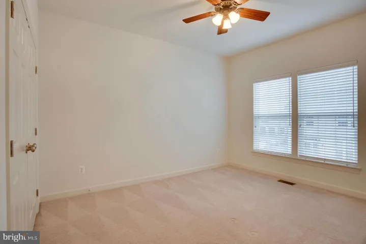 5723 Callcott Way #m, Alexandria, Virginia 22312