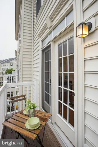 5723 Callcott Way #m, Alexandria, Virginia 22312