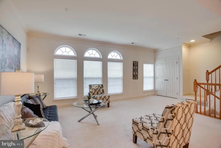 5723 Callcott Way #m, Alexandria, Virginia 22312