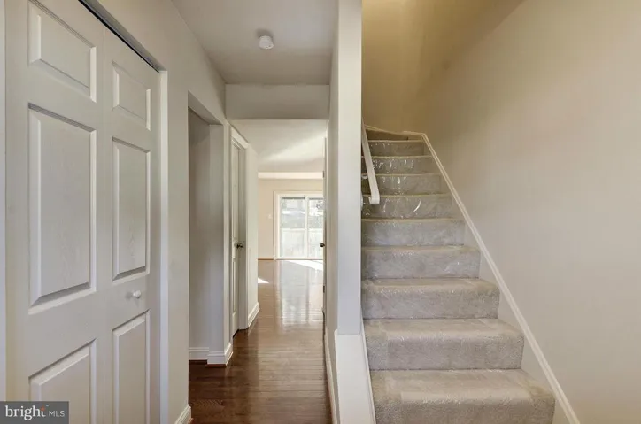 8902 Congress Pl, Landover, Maryland 20785