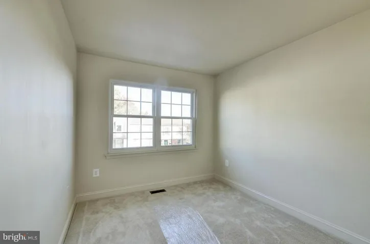 8902 Congress Pl, Landover, Maryland 20785