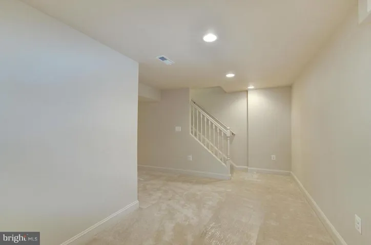 8902 Congress Pl, Landover, Maryland 20785