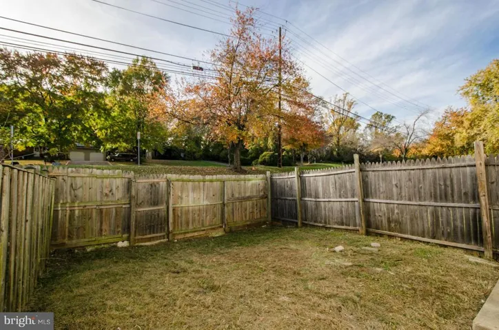 8902 Congress Pl, Landover, Maryland 20785