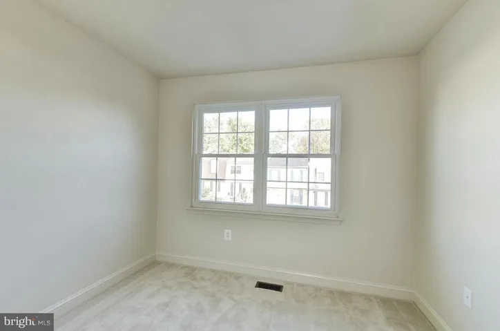 8902 Congress Pl, Landover, Maryland 20785