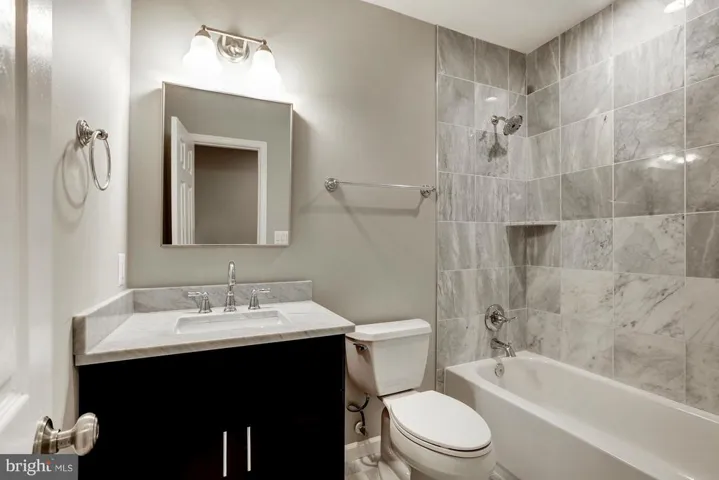 2114 Arrowleaf Dr, Vienna, Virginia 22182