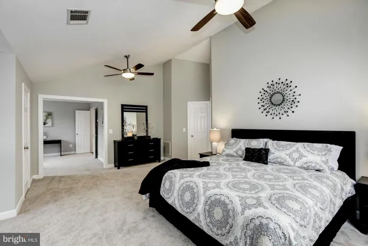 2114 Arrowleaf Dr, Vienna, Virginia 22182
