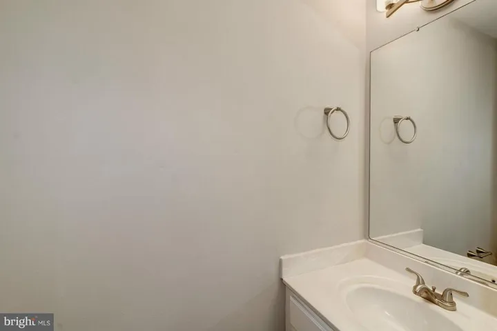 9221 Lorton Valley Rd, Lorton, Virginia 22079