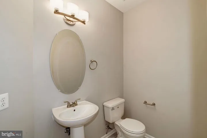 9221 Lorton Valley Rd, Lorton, Virginia 22079