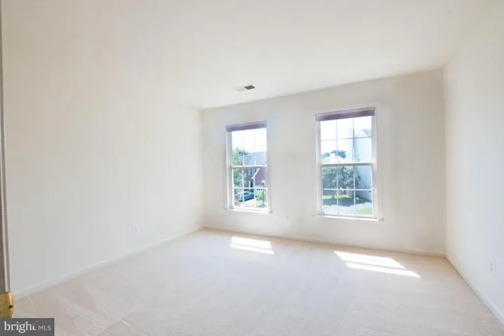 13112 Peach Leaf Pl, Fairfax, Virginia 22030