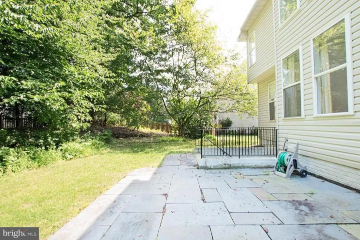 13112 Peach Leaf Pl, Fairfax, Virginia 22030