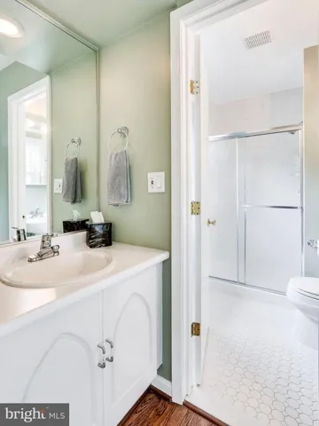 8415 Georgian Way, Annandale, Virginia 22003