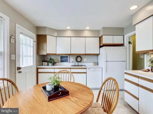 8415 Georgian Way, Annandale, Virginia 22003