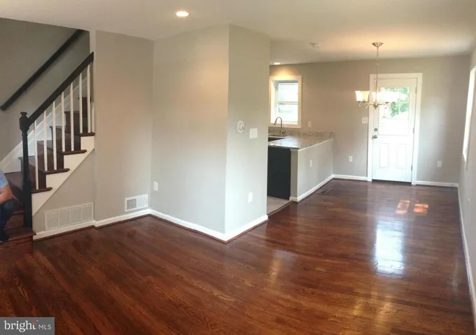 2104 Arlington Ter, Alexandria, Virginia 22303