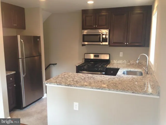 2104 Arlington Ter, Alexandria, Virginia 22303