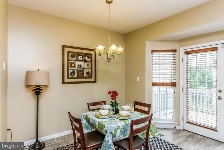 8235 Lamberts Ln, Alexandria, Virginia 22309