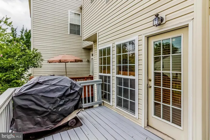 8235 Lamberts Ln, Alexandria, Virginia 22309