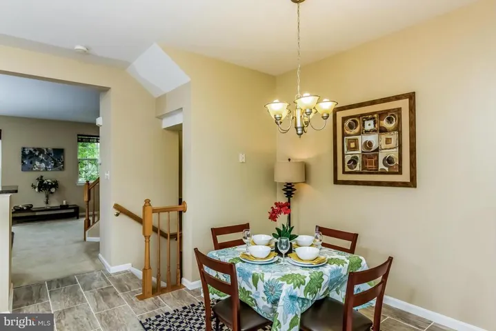 8235 Lamberts Ln, Alexandria, Virginia 22309
