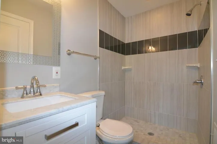410 Henry St, Alexandria, Virginia 22314