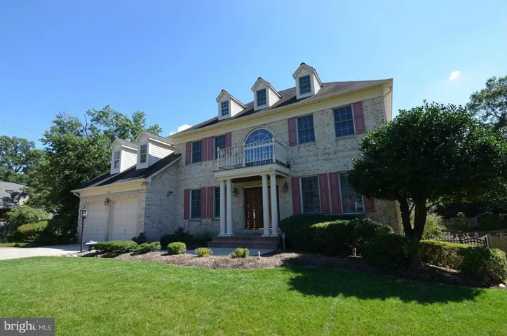 6101 Woodland Stream Dr, Alexandria, Virginia 22310