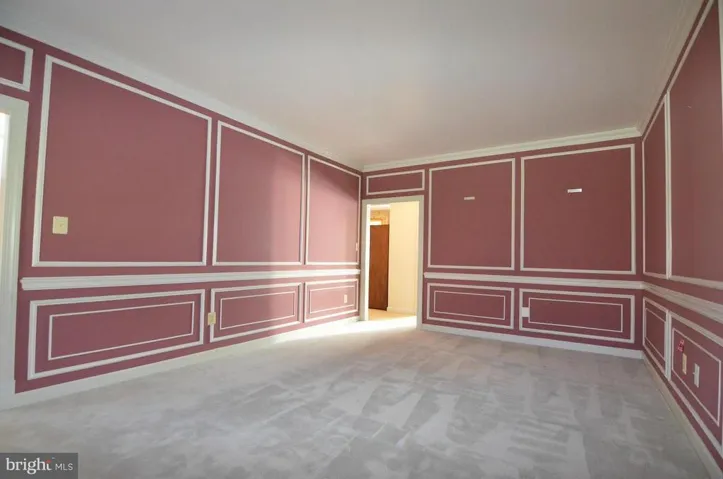 6101 Woodland Stream Dr, Alexandria, Virginia 22310