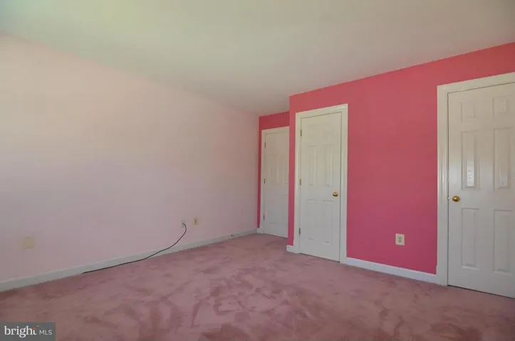 6101 Woodland Stream Dr, Alexandria, Virginia 22310