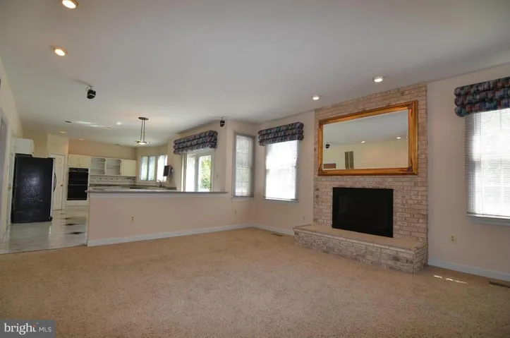 6101 Woodland Stream Dr, Alexandria, Virginia 22310