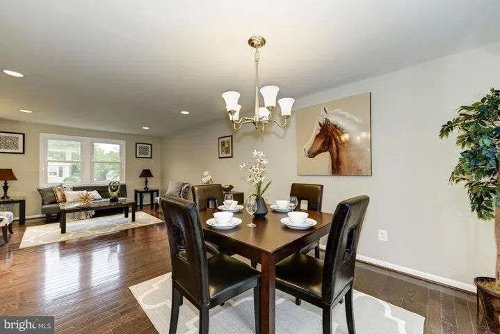 12721 Magna Carta Rd, Herndon, Virginia 20171
