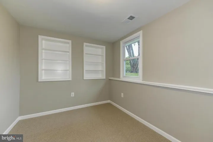12721 Magna Carta Rd, Herndon, Virginia 20171