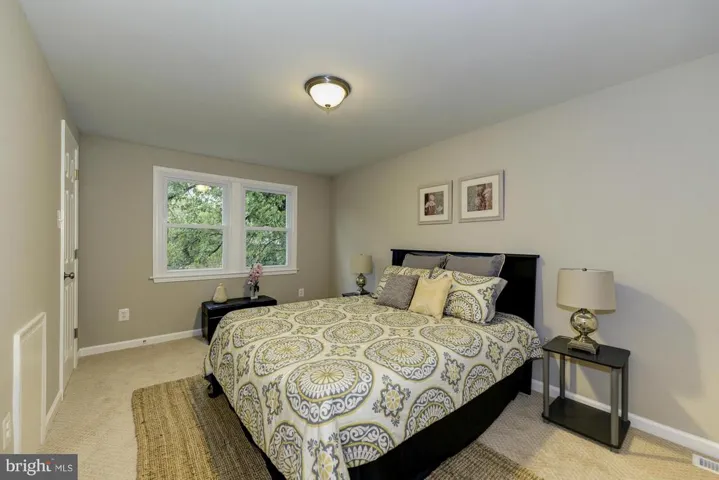 12721 Magna Carta Rd, Herndon, Virginia 20171