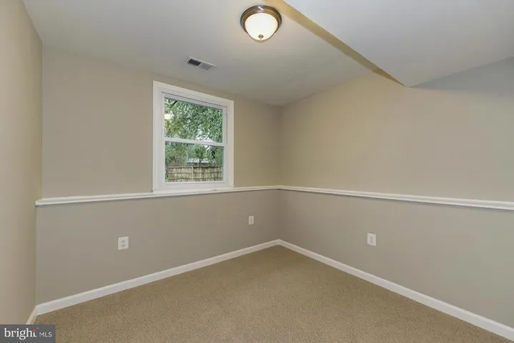 12721 Magna Carta Rd, Herndon, Virginia 20171