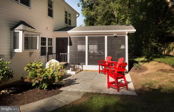 9506 Tregaron Pl, Burke, Virginia 22015
