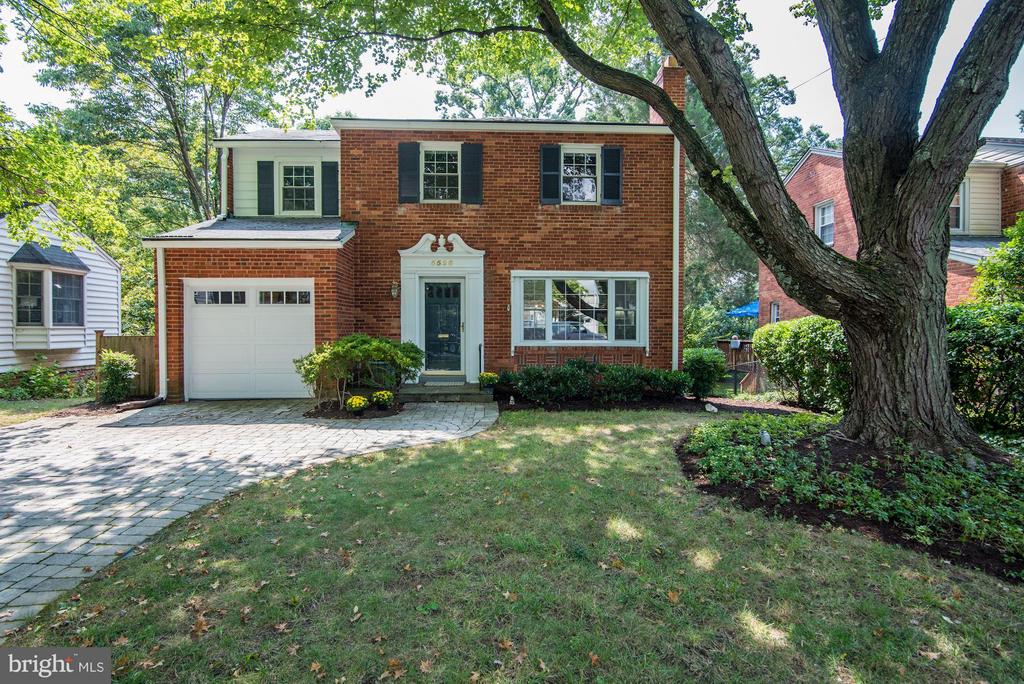 5526 OAKMONT AVENUE, Bethesda, MD 20817