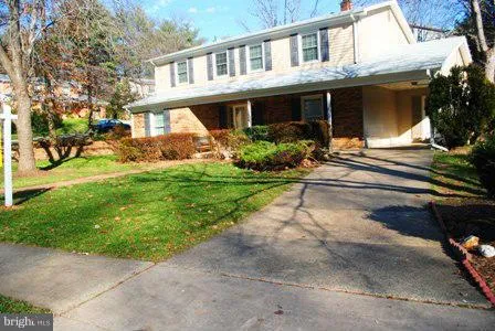6112 Larstan Dr, Alexandria, Virginia 22312