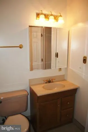 6112 Larstan Dr, Alexandria, Virginia 22312