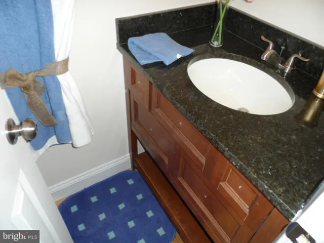 7831 Byrds Nest Pass, Annandale, Virginia 22003