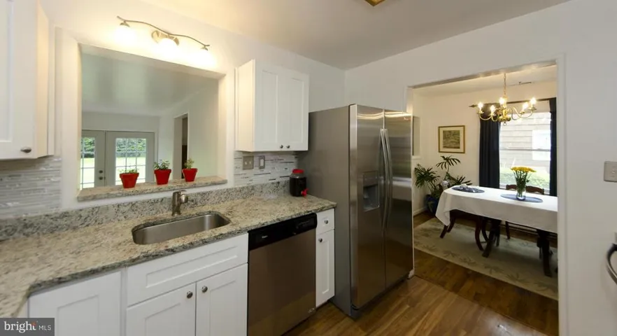 10819 Woodhaven Dr, Fairfax, Virginia 22030